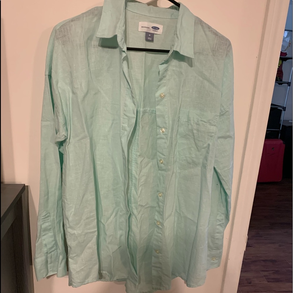 Sea foam green Old Navy women’s button down size M